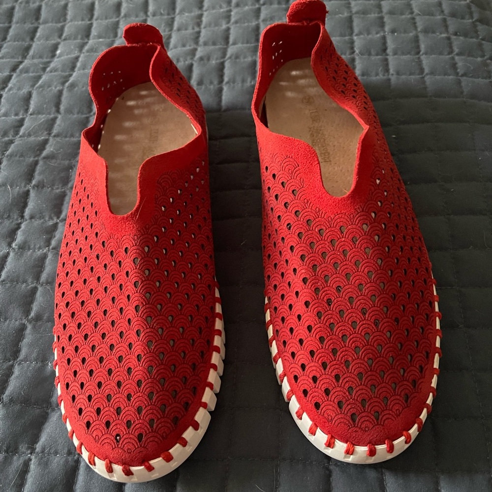 ILSE JACOBSEN size 39, (8.5). Like new condition ❤️